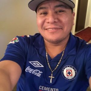 Meet your Posher, Lorenzo